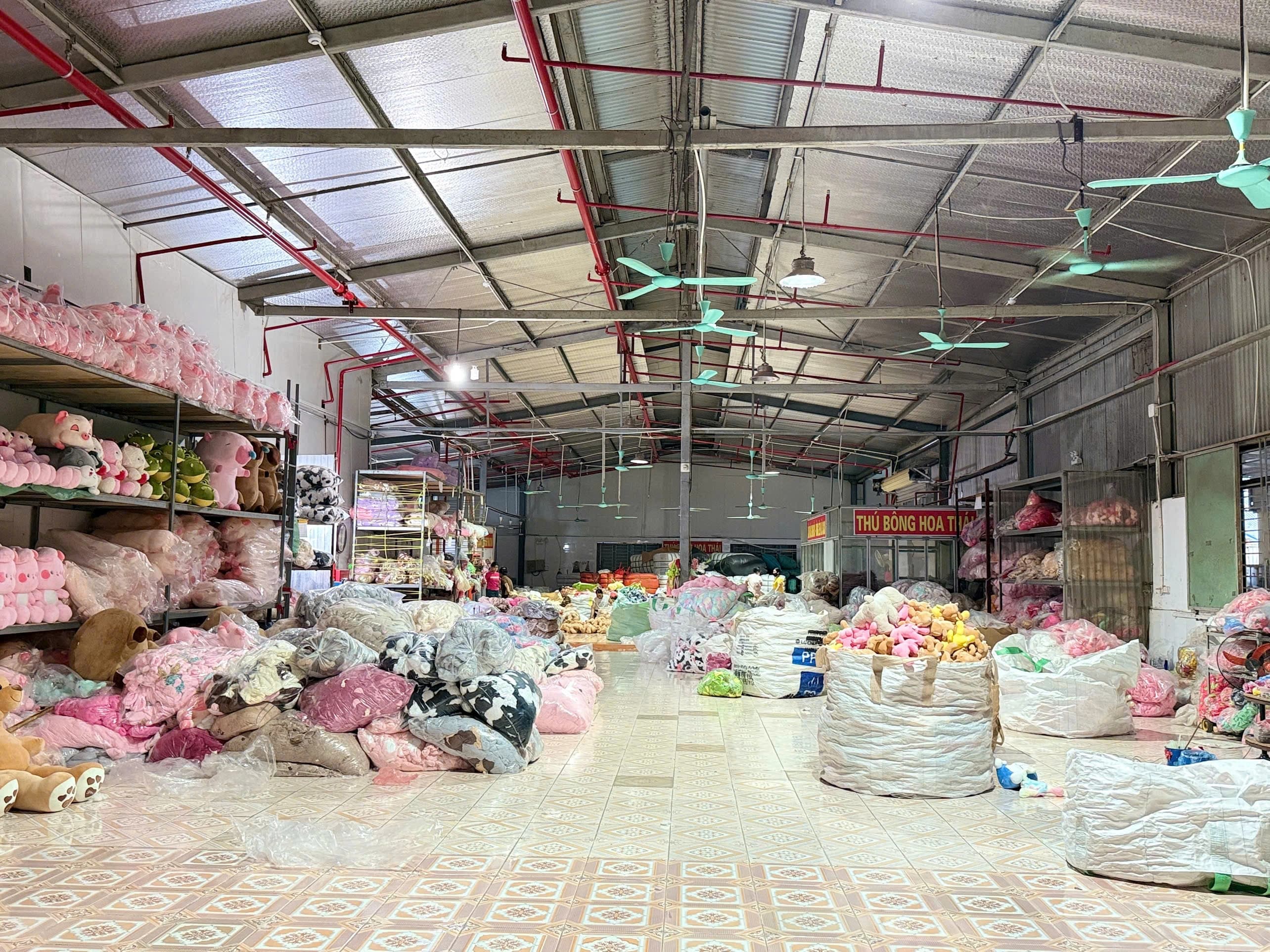 Nhà xưởng Hoa Thái